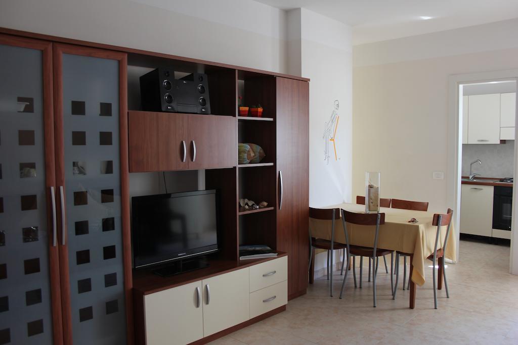 Ferienwohnung Blumen Bad Beach Metapont Zimmer foto