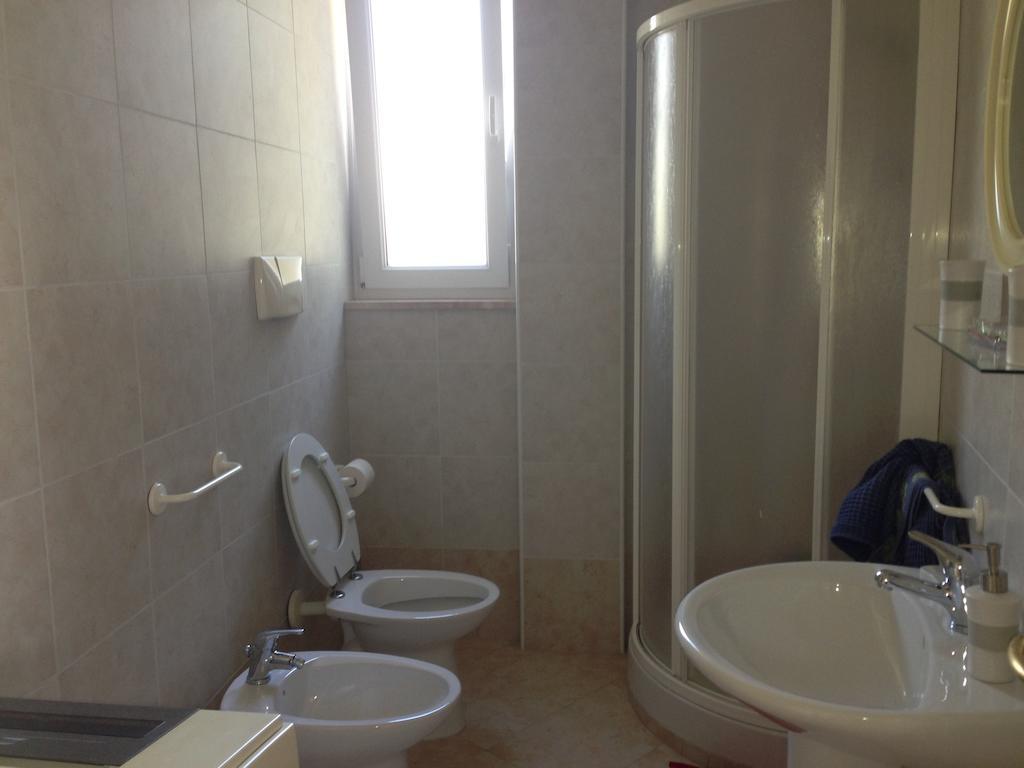 Ferienwohnung Blumen Bad Beach Metapont Zimmer foto
